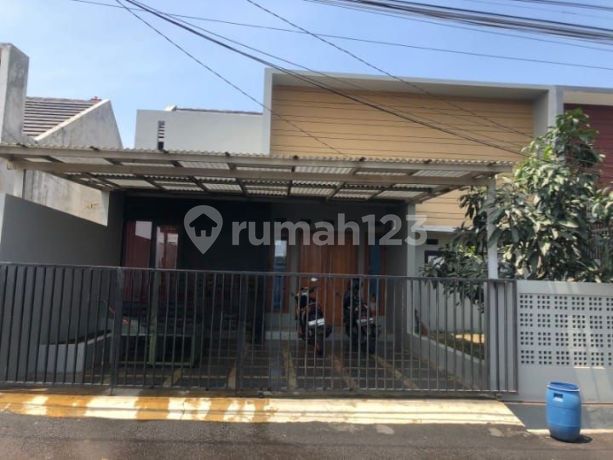 Rumah Terawat Luas135 di Cluster Pesona Ciwastra Village