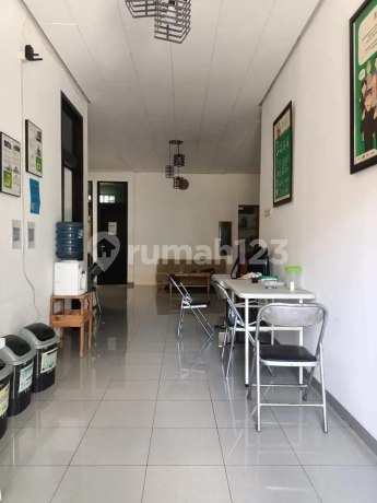 Well-Maintained 224 Wide House in Cikutra Baru Complex Well-Maintained 224 Wide House in Cikutra Baru Complex