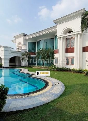 Golf Hill House Choice in Pondok Indah Best Location