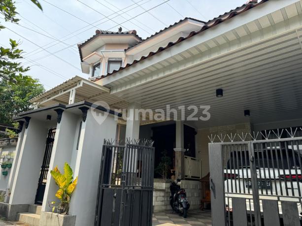 Dijual Rumah Dengan View Kota di Perum Jangli Permai Semarang Dijual Rumah Dengan View Kota di Perum Jangli Permai Semarang