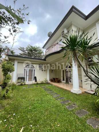 Rumah Fontainebleau Golf Residence, BSD City Hoek Furnished Rumah Fontainebleau Golf Residence, BSD City Hoek Furnished