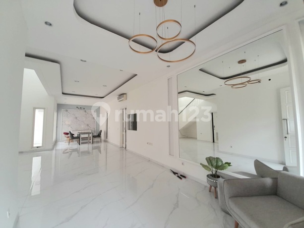 Rumah di Cluster Grisea summarecon SHM Rumah di Cluster Grisea summarecon SHM