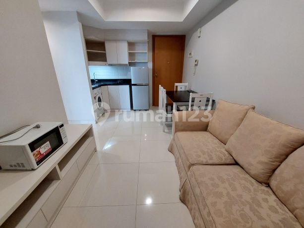 DISEWAKAN APARTMENT BAGUS FULLY FURNISHED DIPUSAT KOTA KEMAYORAN DEKAT PINTU TOL ANCOL