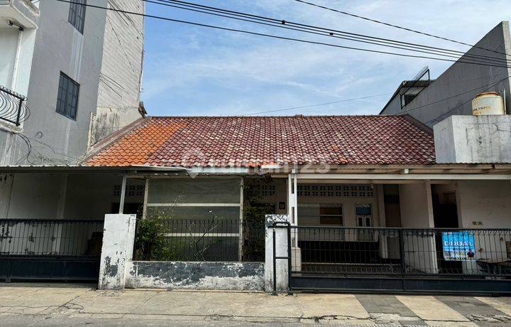 Dijual  Rumah Unfurnished 4 Kamar Tidur  di Komp Pelni Cimanggis Depok, Cimanggis