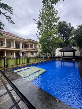 Komplek Executive Paradise Antasari - Cipete Luas 735M 2Lt Lux Pool 16 Mily