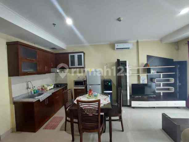 Apartemen Hampton Park 2 Bedroom Full Furnished