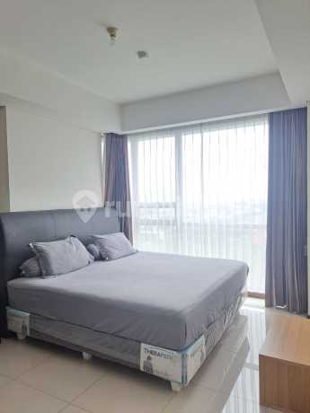 Apartemen The St Moritz Penthouse and Residence 2 + 1 BR Furnished Apartemen The St Moritz Penthouse and Residence 2 + 1 BR Furnished