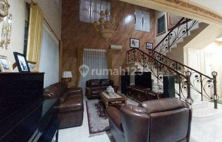 Rumah 2 Lantai Bagus Besar Mewah Dekat Mall Dan Dekat Pintu Tol Di Perumahan Kota Wisata Cibubur