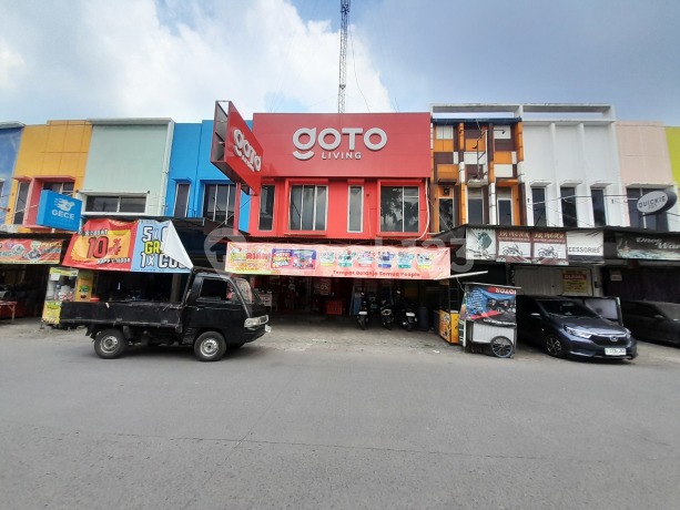 Ruko Gandeng 3 Lantai Lokasi Strategis di Ruko Dasana Indah Ruko Gandeng 3 Lantai Lokasi Strategis di Ruko Dasana Indah