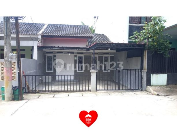 Rumah Asri di Gallery Bintaro, Tangerang Selatan Rumah Asri di Gallery Bintaro, Tangerang Selatan