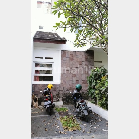 Rumah di Sariwangi Komplek Nirwana Residence Bandung Barat Rumah di Sariwangi Komplek Nirwana Residence Bandung Barat