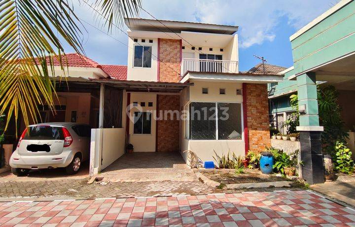 Rumah 2 Lantai Di Cibubur Villa 2 Harjamukti Depok