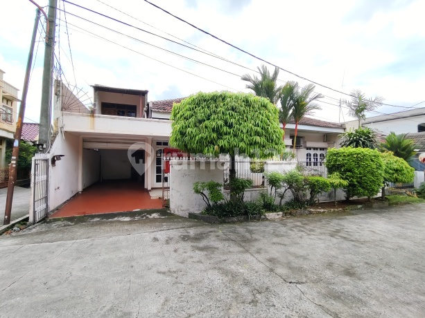 Rumah 1,5 Lantai di Bukit Cengkeh Tugu Depok