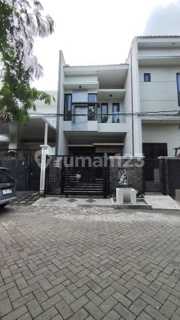 Dijual Rumah Mulyosari Prima Utara New Ada Furnish Minimalis Row Jalan 3 Mobil Dijual Rumah Mulyosari Prima Utara New Ada Furnish Minimalis Row Jalan 3 Mobil