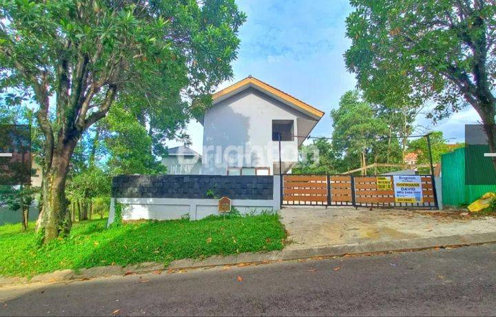 Lihat Rumah Luas Dan Murah Ini Di Mediterania Sentul City Rumah SHM di Mediterania 2 Sentul City, Golf Mediterania Ii, Cijayanti, Cijayanti, Babakan Madang, Bogor, Jawa Barat, Indonesia, 16810, Sentul City