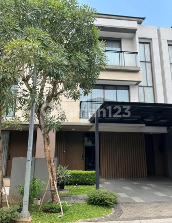 Rumah Mewah Semi Furnished Siap Huni Dekat Qbig di Zora BSD Rumah Mewah Semi Furnished Siap Huni Dekat Qbig di Zora BSD