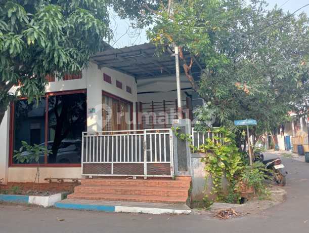 For Sale Cheap Villa House Mutiara Serpong
