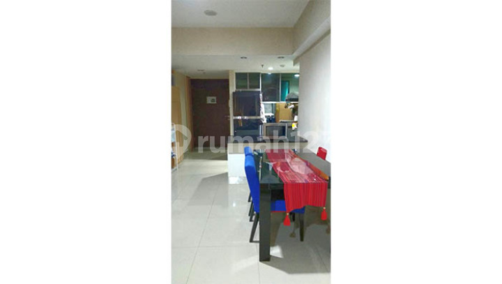 Apartemen Sherwood Kelapa Gading, 3 Kamar Tidur dengan View City, Lantai Vinyl di Kamar Tidur, Semi Furnish