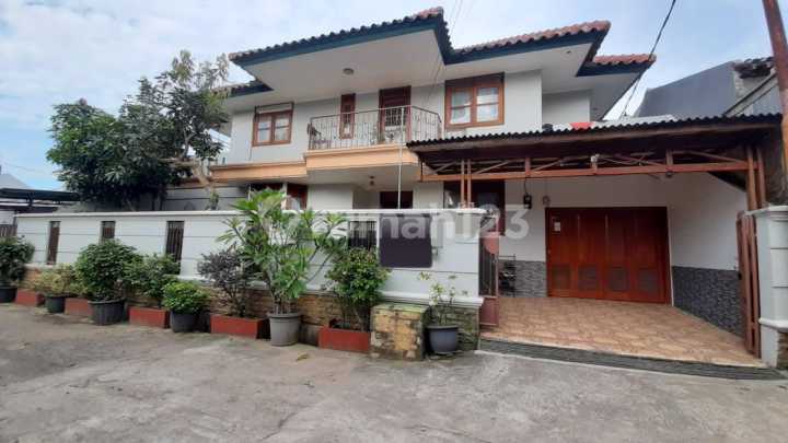 Turun Harga ! Rumah Kavling 2 Lantai Tanah 380m Di Jalan Tole Iskandar Depok Turun Harga ! Rumah Kavling 2 Lantai Tanah 380m Di Jalan Tole Iskandar Depok