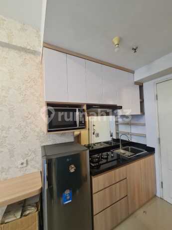Apartemen, di Pakuwon Indah Full Furnish Bru Renov Apartemen, di Pakuwon Indah Full Furnish Bru Renov
