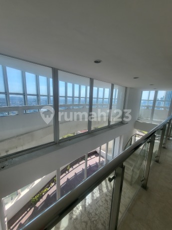 Harus Terjual Turun Harga Penthouse 2 Lantai Apartemen Royale Springhill Kemayoran