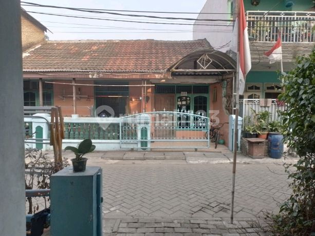 Rumah Butuh Minim Renovasi SHM di Perumahan Total Persada Raya 1, Jl. Total Persada Raya Blok I3 No. 3-4, Gembor, Periuk, Kota Tangerang, Banten, Indonesia, 15133, Periuk Rumah Butuh Minim Renovasi SHM di Perumahan Total Persada Raya 1, Jl. Total Persada Raya Blok I3 No. 3-4, Gembor, Periuk, Kota Tangerang, Banten, Indonesia, 15133, Periuk