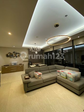 DIJUAL APARTEMENT VOILA CIPUTRA WORLD MEWAH FULL FURNISHED DIJUAL APARTEMENT VOILA CIPUTRA WORLD MEWAH FULL FURNISHED