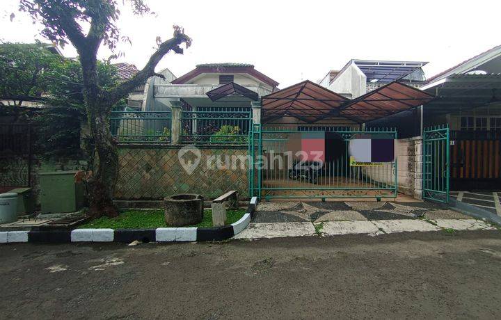 Rumah Di Komplek Elite Villa Duta Bogor