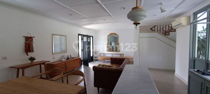 Rumah siap huni full furnish di Bogor Lakeside view Golf ada kolam renang