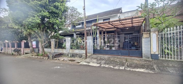 Komp Budi Agung House Near Main Road