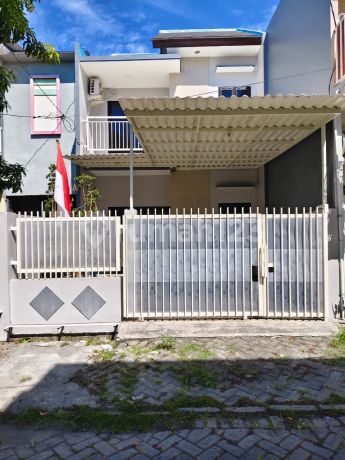 Rumah Bagus Minimalis 2 Lantai di Rungkut Putra Bangsa Dekat Upn