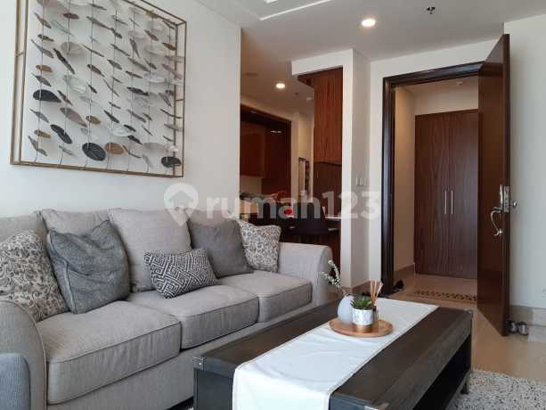 Untuk Disewa Apartemen South Hills 2 Kamar Tidur Lantai Rendah Furnished Untuk Disewa Apartemen South Hills 2 Kamar Tidur Lantai Rendah Furnished