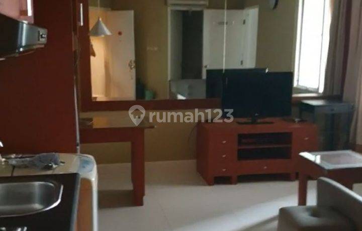 Sewa Apartemen Batavia 1 Bedroom Lantai Rendah Full Furnished