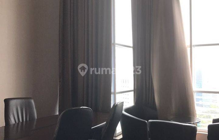 Jual Apartemen City Loft Sudirman Furnished Office Lantai Tengah
