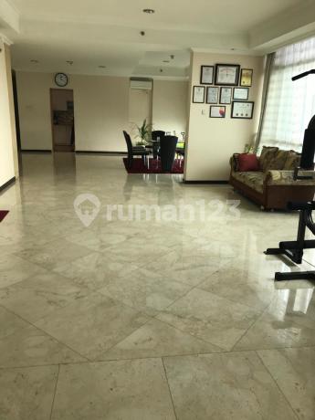 Dijual Apartemen Bellagio Residence 3 Bedroom Unit Bagus Furnished