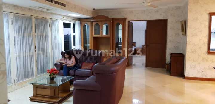 Jual Apartemen Grand Tropic Jakarta Barat 3 Bedroom Full Furnish