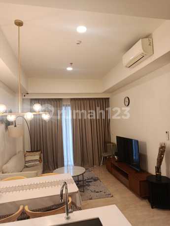 Sewa 2 Bedrooms Apartemen Arumaya Residence Furnish