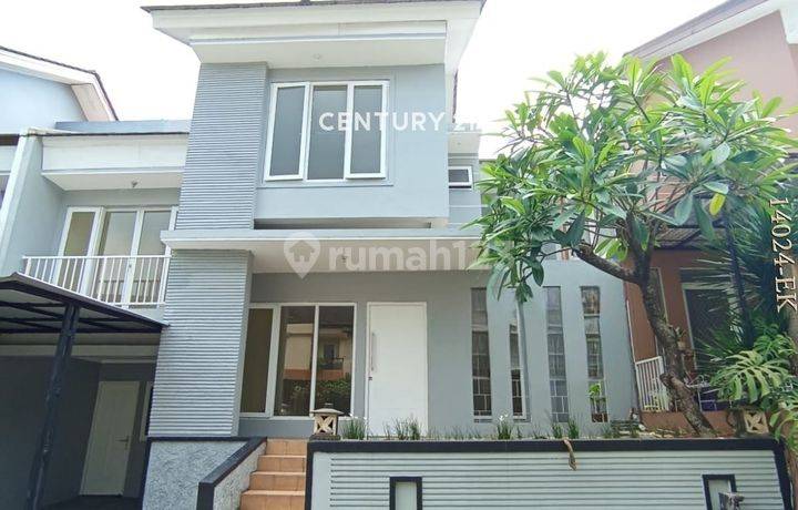 Dijual Rumah Dua Setengah Lantai Dalam Cluster Bintaro Hill 