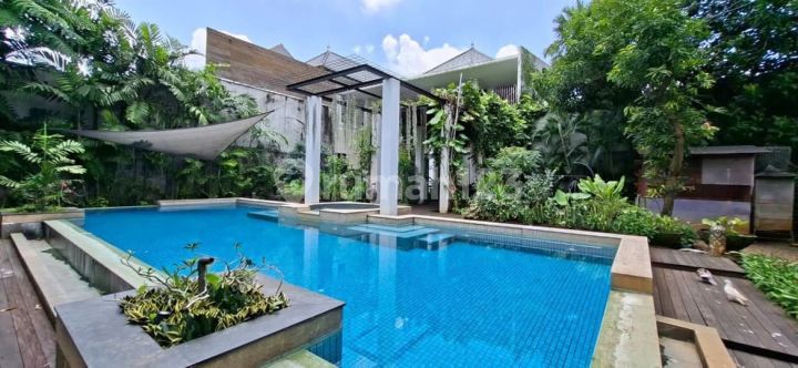 Cipete Utara Plus Swimpool Taman Asri Siap.huni
