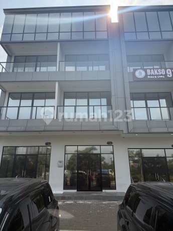 Ruko Hook Mega Kuningan Pik2 Boulevard 4.5X20 Ruko Hook Mega Kuningan Pik2 Boulevard 4.5X20