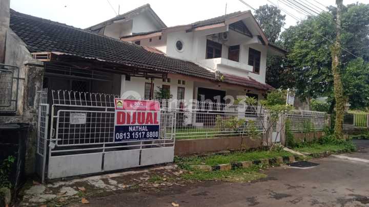 House with 24-Hour Security House with 24-Hour Security