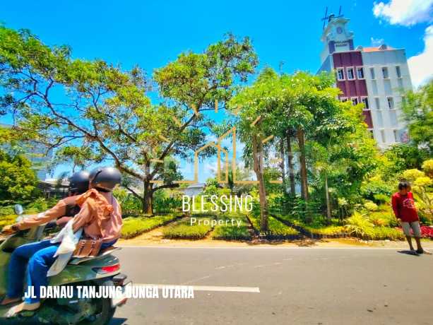 Kavling poros Danau Tanjung Bunga Utara dekat ke Sekolah Stella Gracia