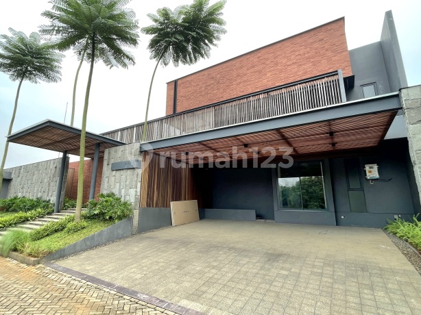 Rumah Mewah Dalam Cluster di Selatan Jakarta