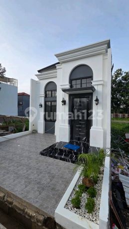 Rumah Murah dan Keren Dekat Stasiun Depok Rumah Murah dan Keren Dekat Stasiun Depok