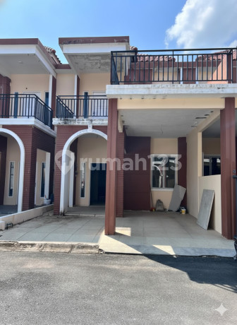 Dijual Rumah 2 Lantai di Palazzo Garden,Batam Centre Dijual Rumah 2 Lantai di Palazzo Garden,Batam Centre