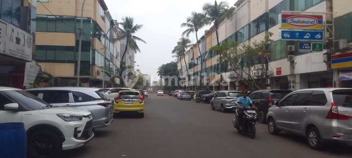 Quick Sale 4-Storey Pinangsia Karawaci Shop House Quick Sale 4-Storey Pinangsia Karawaci Shop House
