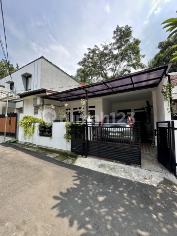 Rumah Cantik Siap Huni Budi Agung