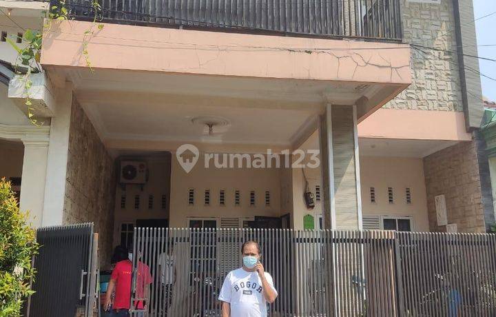 Rumah Puri Nirwana 2 Lantai Siap Huni Cibinong