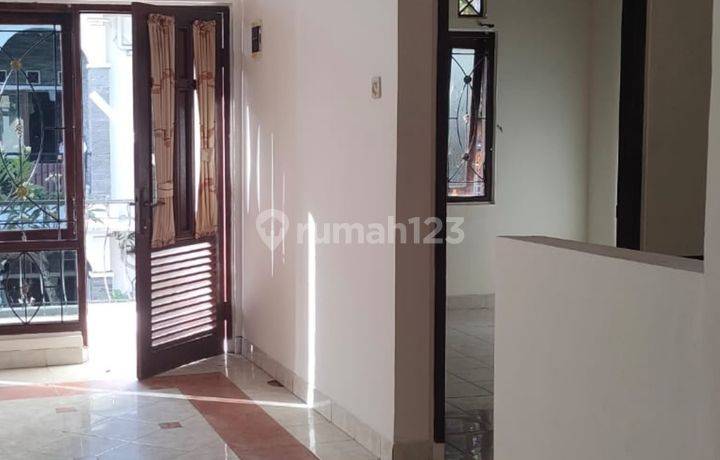 Rumah Cantik Kawasan Sekar Tunjung Denpasar Timur