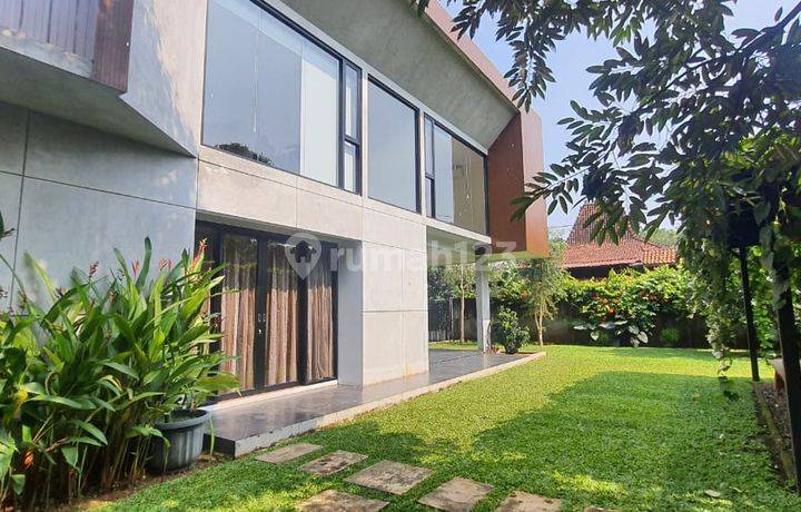 TURUN HARGA Rumah Cantik Kokoh 2 Lantai di Cibubur 